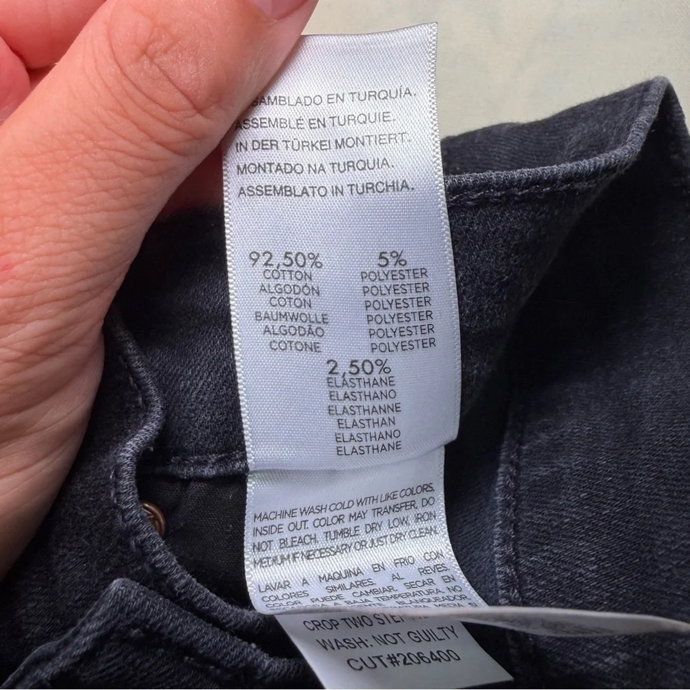MOTHER- The Insider Crop Two Step Ankle Fray Not Guilty Size 27 Jeans